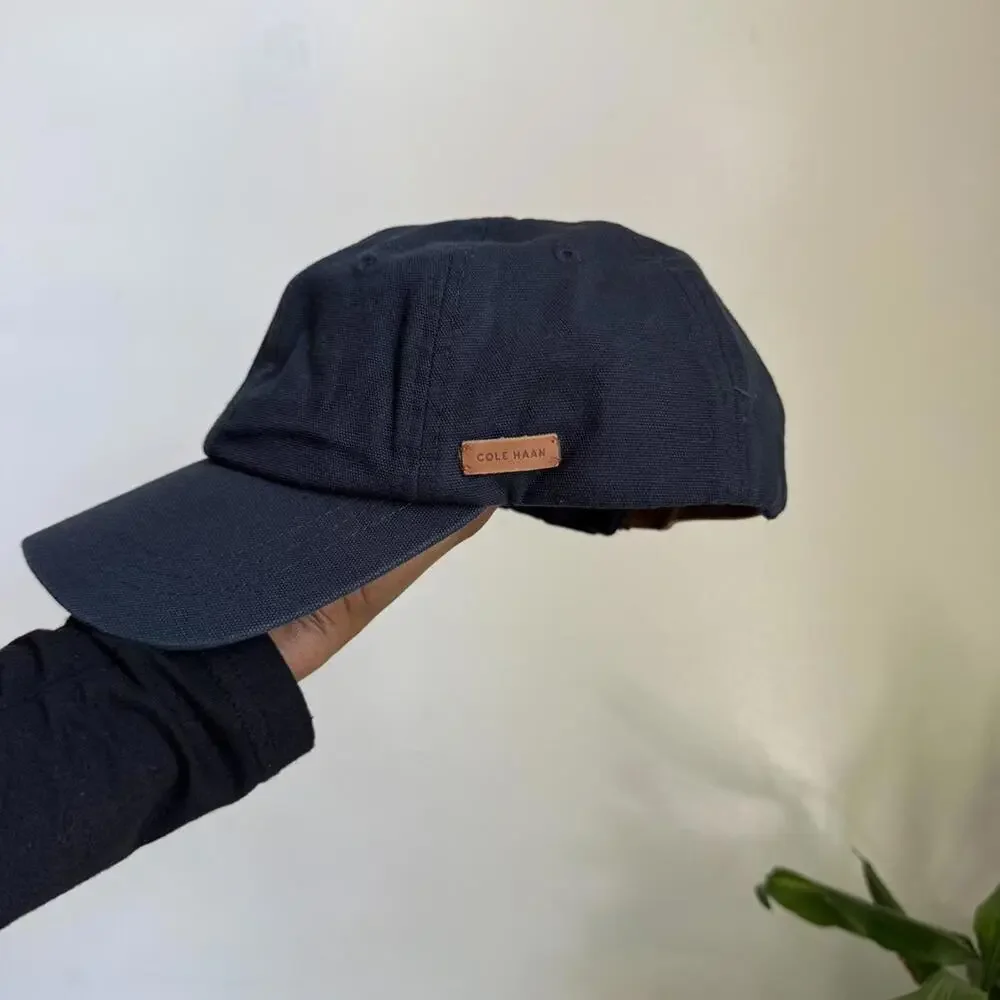 Vintage Cole Haan black adjustable cap one size‎
